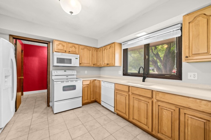 6379 Hallen, BELVIDERE, Illinois 61008, 3 Bedrooms Bedrooms, ,3 BathroomsBathrooms,House,For Sale,Hallen,202605133