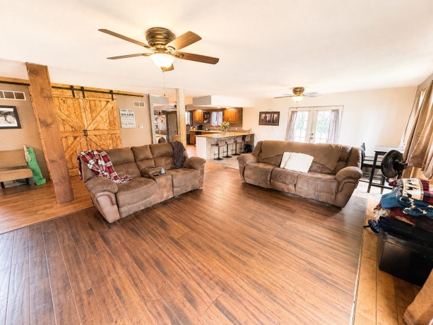 20775 Hickory Hills, STERLING, Illinois 61081, 4 Bedrooms Bedrooms, ,3 BathroomsBathrooms,House,For Sale,Hickory Hills,202605134