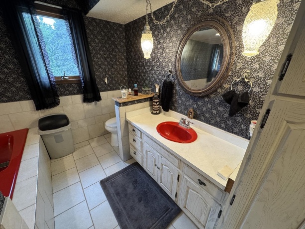 20775 Hickory Hills, STERLING, Illinois 61081, 4 Bedrooms Bedrooms, ,3 BathroomsBathrooms,House,For Sale,Hickory Hills,202605134