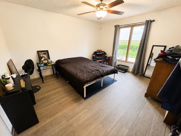 20775 Hickory Hills, STERLING, Illinois 61081, 4 Bedrooms Bedrooms, ,3 BathroomsBathrooms,House,For Sale,Hickory Hills,202605134