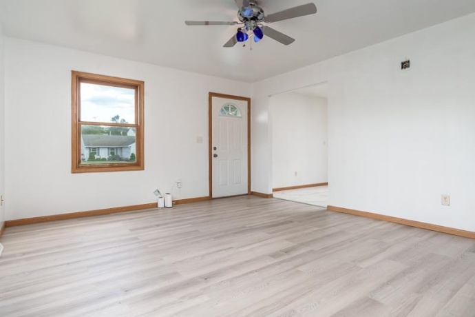 2951 16th, ROCKFORD, Illinois 61109, 4 Bedrooms Bedrooms, ,1 BathroomBathrooms,House,For Sale,16th,202605135
