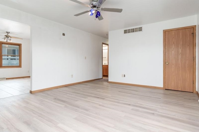 2951 16th, ROCKFORD, Illinois 61109, 4 Bedrooms Bedrooms, ,1 BathroomBathrooms,House,For Sale,16th,202605135