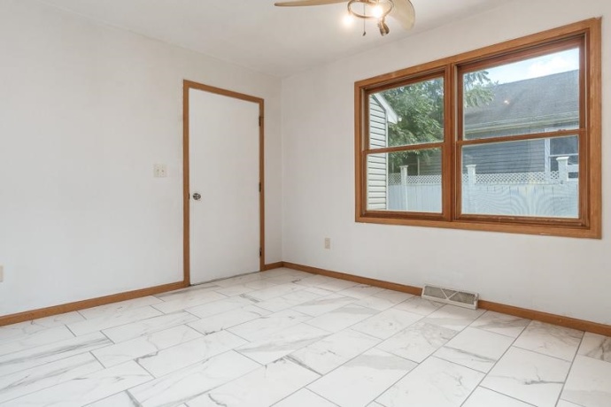 2951 16th, ROCKFORD, Illinois 61109, 4 Bedrooms Bedrooms, ,1 BathroomBathrooms,House,For Sale,16th,202605135