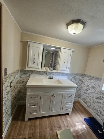 579 Park, BELVIDERE, Illinois 61008, 2 Bedrooms Bedrooms, ,1 BathroomBathrooms,House,For Sale,Park,202602940