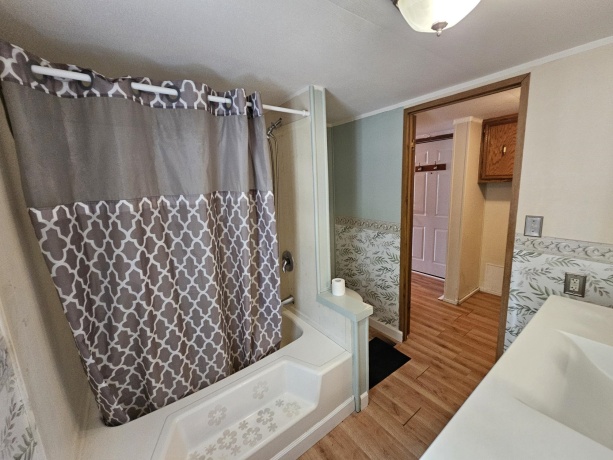 579 Park, BELVIDERE, Illinois 61008, 2 Bedrooms Bedrooms, ,1 BathroomBathrooms,House,For Sale,Park,202602940