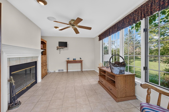 6456 Skinner, STILLMAN VALLEY, Illinois 61084, 4 Bedrooms Bedrooms, ,3 BathroomsBathrooms,House,For Sale,Skinner,202605137