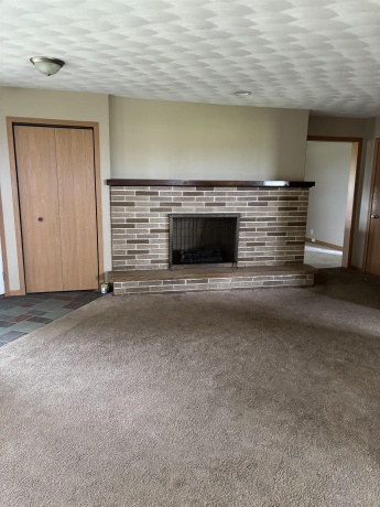 4840 Manchester, POPLAR GROVE, Illinois 61065, 4 Bedrooms Bedrooms, ,2 BathroomsBathrooms,House,For Sale,Manchester,202605139