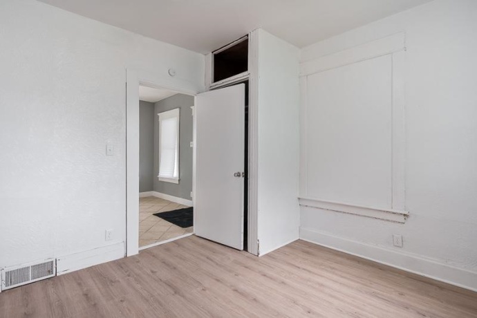 229 Forest, ROCKFORD, Illinois 61101, ,2 Units,For Sale,Forest,202604879