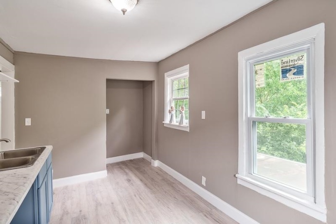 229 Forest, ROCKFORD, Illinois 61101, ,2 Units,For Sale,Forest,202604879
