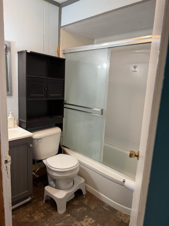 1910 Carney, ROCKFORD, Illinois 61103, 2 Bedrooms Bedrooms, ,1 BathroomBathrooms,House,For Sale,Carney,202605143