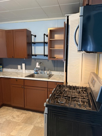 1910 Carney, ROCKFORD, Illinois 61103, 2 Bedrooms Bedrooms, ,1 BathroomBathrooms,House,For Sale,Carney,202605143