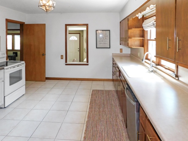1007 Luther, ROCKFORD, Illinois 61107, 3 Bedrooms Bedrooms, ,1 BathroomBathrooms,House,For Sale,Luther,202605145