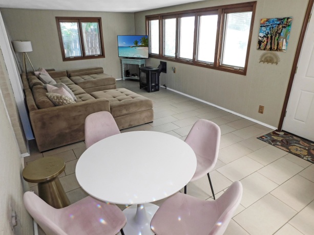 1007 Luther, ROCKFORD, Illinois 61107, 3 Bedrooms Bedrooms, ,1 BathroomBathrooms,House,For Sale,Luther,202605145