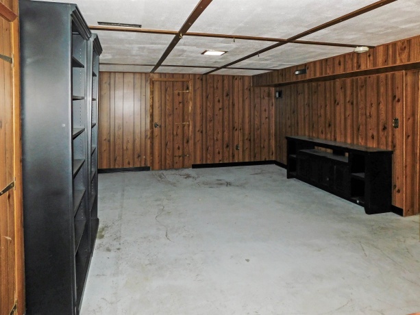 1007 Luther, ROCKFORD, Illinois 61107, 3 Bedrooms Bedrooms, ,1 BathroomBathrooms,House,For Sale,Luther,202605145