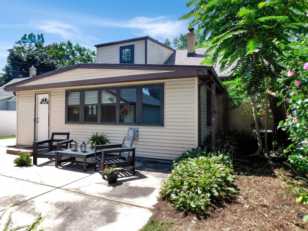 1007 Luther, ROCKFORD, Illinois 61107, 3 Bedrooms Bedrooms, ,1 BathroomBathrooms,House,For Sale,Luther,202605145