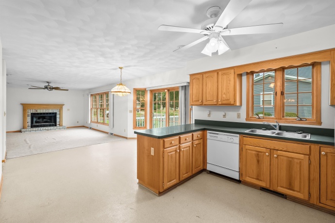 601 FAIR PARK, OREGON, Illinois 61061, 4 Bedrooms Bedrooms, ,3 BathroomsBathrooms,House,For Sale,FAIR PARK,202605148