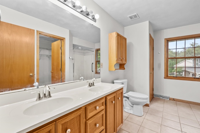 601 FAIR PARK, OREGON, Illinois 61061, 4 Bedrooms Bedrooms, ,3 BathroomsBathrooms,House,For Sale,FAIR PARK,202605148