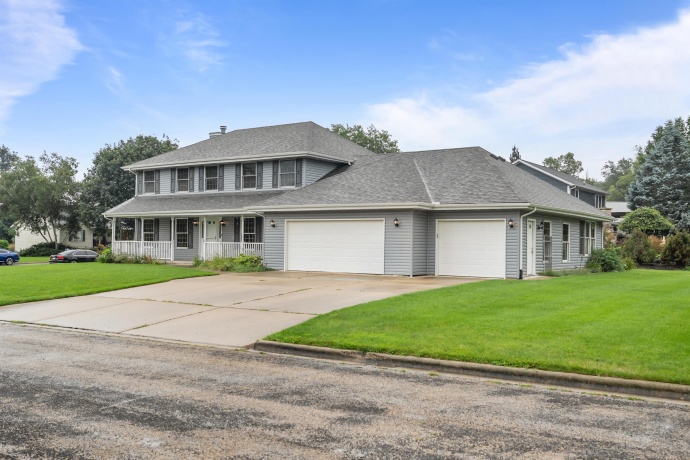 601 FAIR PARK, OREGON, Illinois 61061, 4 Bedrooms Bedrooms, ,3 BathroomsBathrooms,House,For Sale,FAIR PARK,202605148
