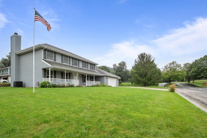 601 FAIR PARK, OREGON, Illinois 61061, 4 Bedrooms Bedrooms, ,3 BathroomsBathrooms,House,For Sale,FAIR PARK,202605148