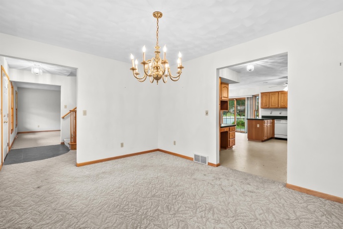 601 FAIR PARK, OREGON, Illinois 61061, 4 Bedrooms Bedrooms, ,3 BathroomsBathrooms,House,For Sale,FAIR PARK,202605148