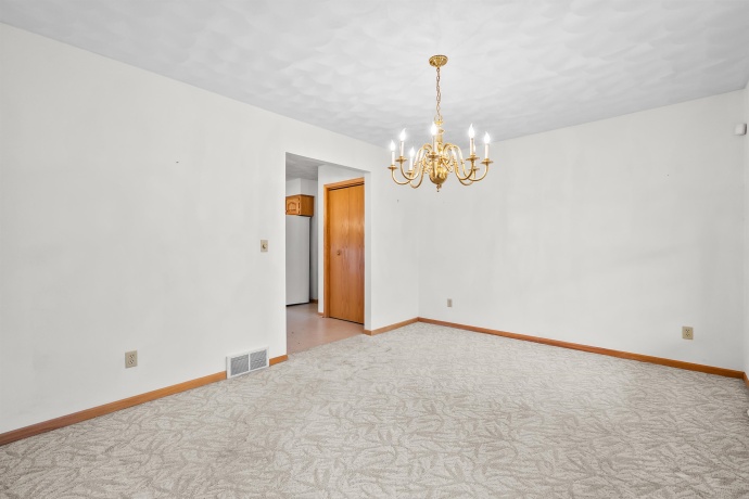601 FAIR PARK, OREGON, Illinois 61061, 4 Bedrooms Bedrooms, ,3 BathroomsBathrooms,House,For Sale,FAIR PARK,202605148