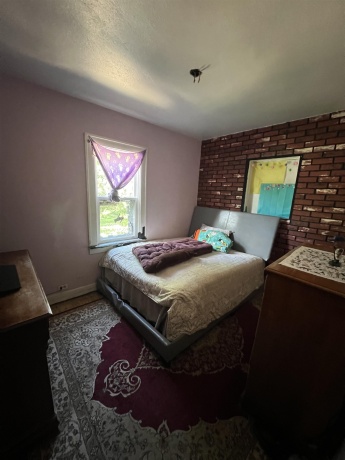 212 Laclede, ROCKFORD, Illinois 61102, 4 Bedrooms Bedrooms, ,1 BathroomBathrooms,House,For Sale,Laclede,202605149
