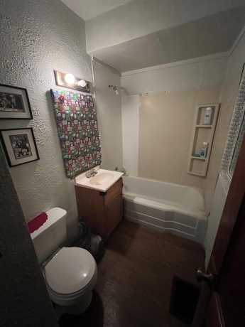 212 Laclede, ROCKFORD, Illinois 61102, 4 Bedrooms Bedrooms, ,1 BathroomBathrooms,House,For Sale,Laclede,202605149