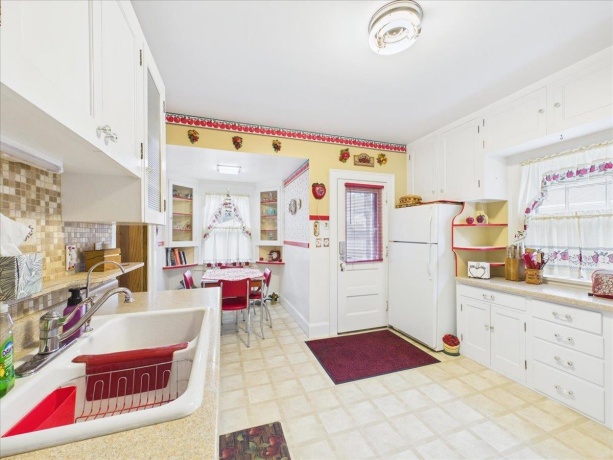 1623 Jackson, ROCKFORD, Illinois 61107, 3 Bedrooms Bedrooms, ,1 BathroomBathrooms,House,For Sale,Jackson,202605155