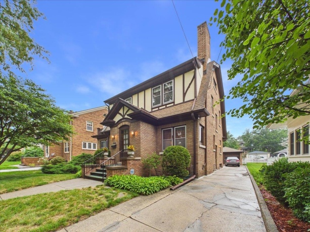 1623 Jackson, ROCKFORD, Illinois 61107, 3 Bedrooms Bedrooms, ,1 BathroomBathrooms,House,For Sale,Jackson,202605155