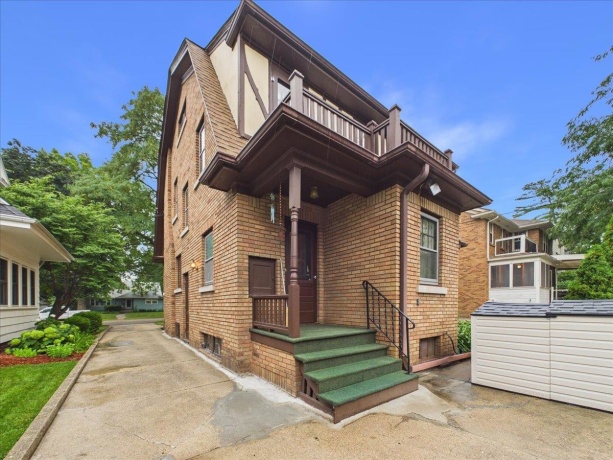 1623 Jackson, ROCKFORD, Illinois 61107, 3 Bedrooms Bedrooms, ,1 BathroomBathrooms,House,For Sale,Jackson,202605155