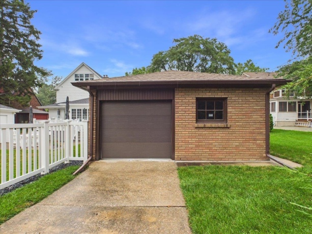 1623 Jackson, ROCKFORD, Illinois 61107, 3 Bedrooms Bedrooms, ,1 BathroomBathrooms,House,For Sale,Jackson,202605155