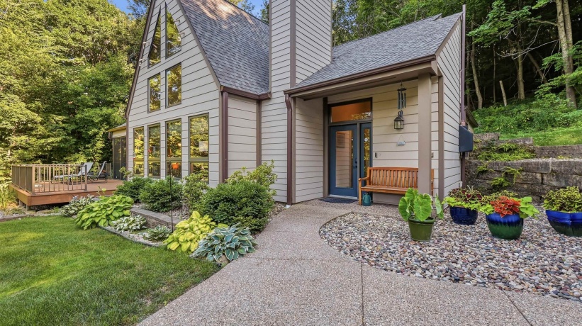 507 Territory, GALENA, Illinois 61036, 3 Bedrooms Bedrooms, ,2 BathroomsBathrooms,House,For Sale,Territory,202604291