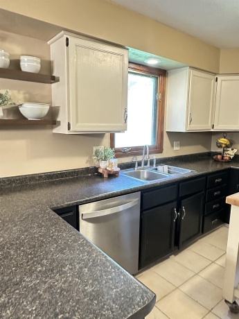 1349 BRYN MAWR, ROCKFORD, Illinois 61107, 4 Bedrooms Bedrooms, ,2 BathroomsBathrooms,House,For Sale,BRYN MAWR,202604320