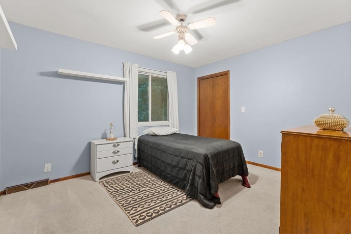 1349 BRYN MAWR, ROCKFORD, Illinois 61107, 4 Bedrooms Bedrooms, ,2 BathroomsBathrooms,House,For Sale,BRYN MAWR,202604320