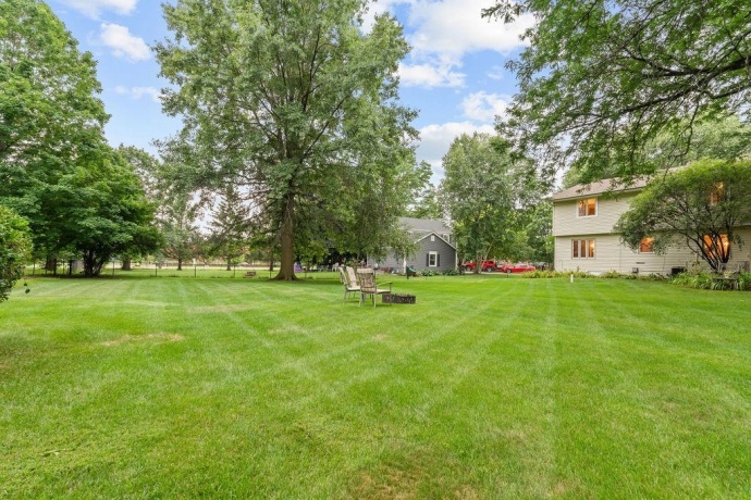 1349 BRYN MAWR, ROCKFORD, Illinois 61107, 4 Bedrooms Bedrooms, ,2 BathroomsBathrooms,House,For Sale,BRYN MAWR,202604320