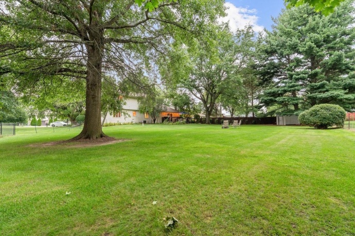 1349 BRYN MAWR, ROCKFORD, Illinois 61107, 4 Bedrooms Bedrooms, ,2 BathroomsBathrooms,House,For Sale,BRYN MAWR,202604320