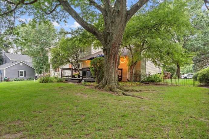 1349 BRYN MAWR, ROCKFORD, Illinois 61107, 4 Bedrooms Bedrooms, ,2 BathroomsBathrooms,House,For Sale,BRYN MAWR,202604320