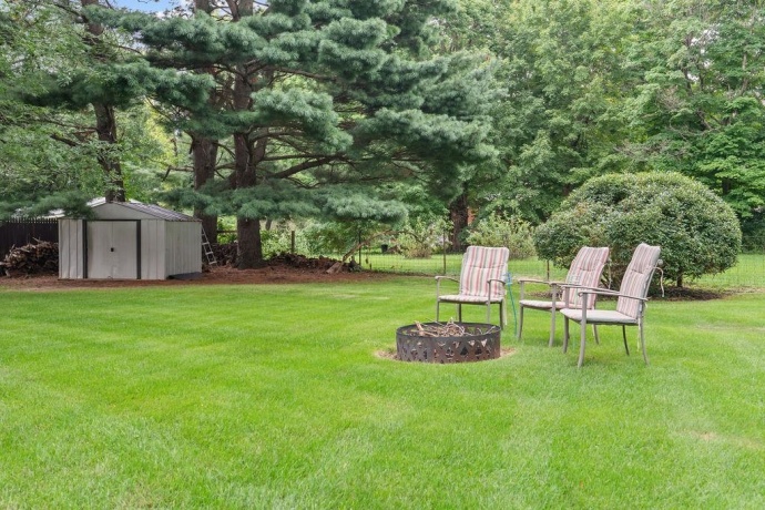 1349 BRYN MAWR, ROCKFORD, Illinois 61107, 4 Bedrooms Bedrooms, ,2 BathroomsBathrooms,House,For Sale,BRYN MAWR,202604320