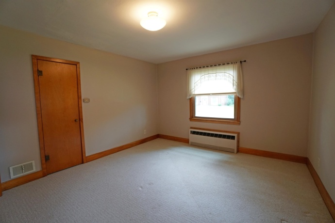 607 Hudson, STOCKTON, Illinois 61085, 2 Bedrooms Bedrooms, ,2 BathroomsBathrooms,House,For Sale,Hudson,202605156