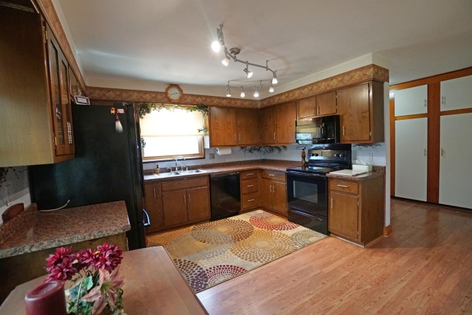 607 Hudson, STOCKTON, Illinois 61085, 2 Bedrooms Bedrooms, ,2 BathroomsBathrooms,House,For Sale,Hudson,202605156