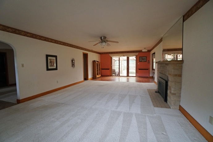 607 Hudson, STOCKTON, Illinois 61085, 2 Bedrooms Bedrooms, ,2 BathroomsBathrooms,House,For Sale,Hudson,202605156
