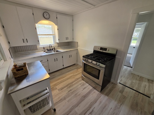 907 Retz, OTTAWA, Illinois 61350, 2 Bedrooms Bedrooms, ,1 BathroomBathrooms,House,For Sale,Retz,202605157