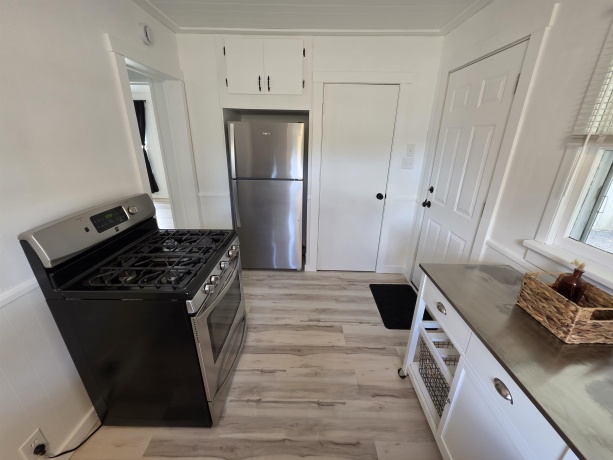 907 Retz, OTTAWA, Illinois 61350, 2 Bedrooms Bedrooms, ,1 BathroomBathrooms,House,For Sale,Retz,202605157