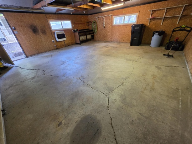 907 Retz, OTTAWA, Illinois 61350, 2 Bedrooms Bedrooms, ,1 BathroomBathrooms,House,For Sale,Retz,202605157