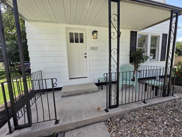 907 Retz, OTTAWA, Illinois 61350, 2 Bedrooms Bedrooms, ,1 BathroomBathrooms,House,For Sale,Retz,202605157