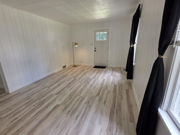 907 Retz, OTTAWA, Illinois 61350, 2 Bedrooms Bedrooms, ,1 BathroomBathrooms,House,For Sale,Retz,202605157