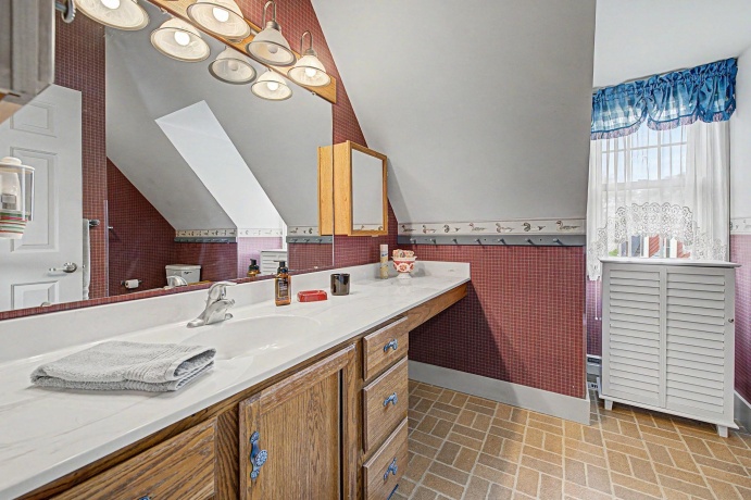 11 Settler, GALENA, Illinois 61036, 2 Bedrooms Bedrooms, ,1 BathroomBathrooms,Condominium,For Sale,Settler,202605159