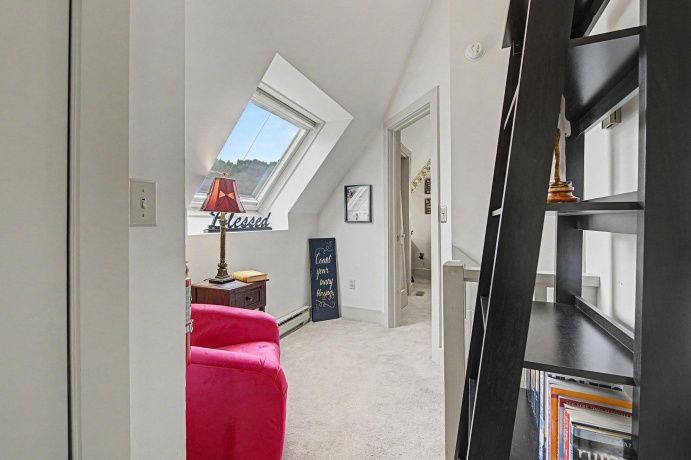 11 Settler, GALENA, Illinois 61036, 2 Bedrooms Bedrooms, ,1 BathroomBathrooms,Condominium,For Sale,Settler,202605159