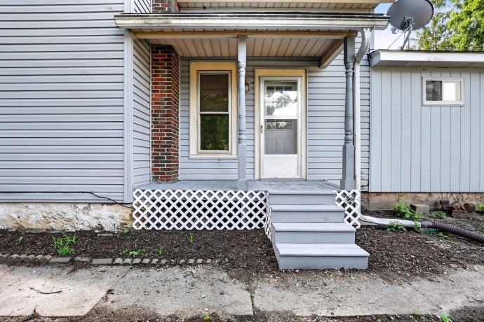 222 Taylor, MARENGO, Illinois 60152, 4 Bedrooms Bedrooms, ,1 BathroomBathrooms,House,For Sale,Taylor,202605163