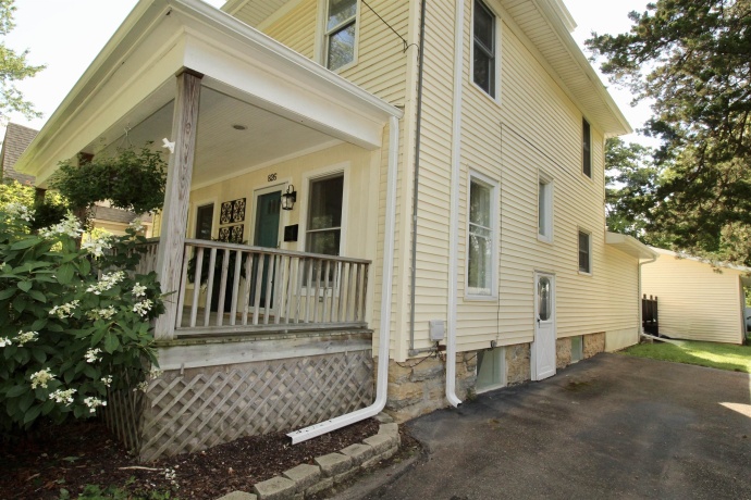 826 Roscoe, SOUTH BELOIT, Illinois 61080, 4 Bedrooms Bedrooms, ,2 BathroomsBathrooms,House,For Sale,Roscoe,202605166